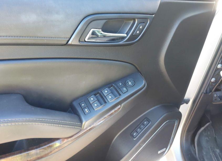 Photo 20 of 2017 Chevrolet Suburban LT (VIN 1GNSKHKC9HR132147)