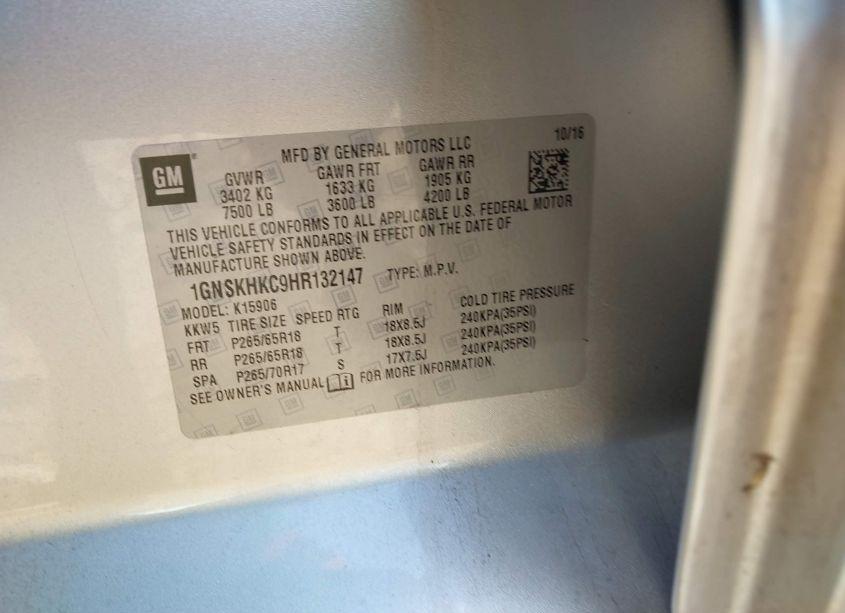 Photo 9 of 2017 Chevrolet Suburban LT (VIN 1GNSKHKC9HR132147)