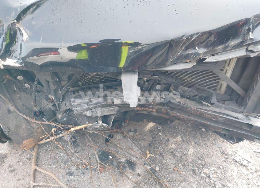 Photo 14 of 2017 Chevrolet Suburban LT (VIN 1GNSKHKC9HR180599)