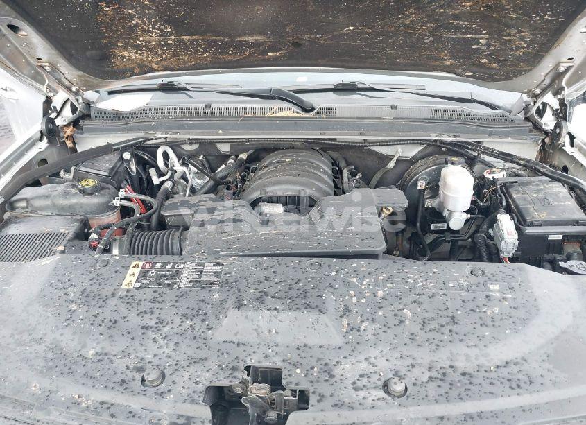 Photo 10 of 2019 Chevrolet Suburban LT (VIN 1GNSKHKC9KR246057)