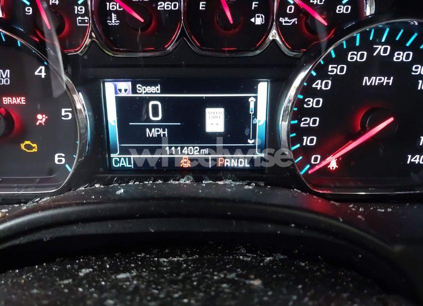 Photo 15 of 2019 Chevrolet Suburban LT (VIN 1GNSKHKC9KR246057)