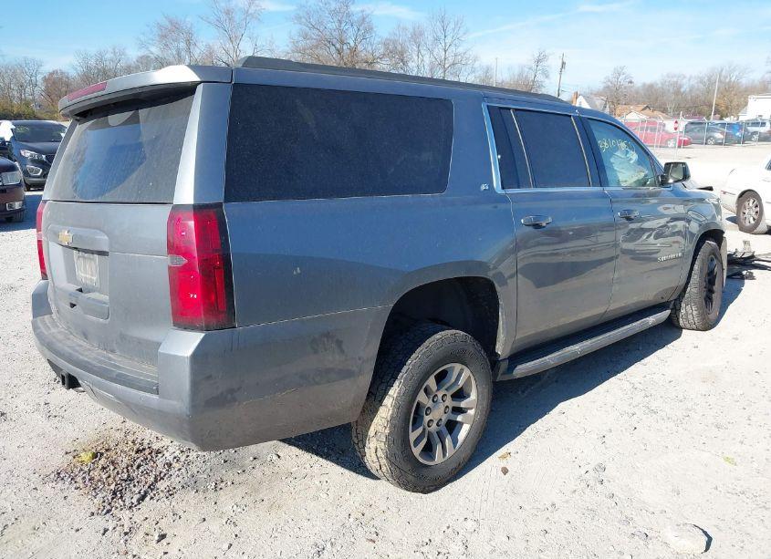 Photo 4 of 2020 Chevrolet Suburban 4WD LT (VIN 1GNSKHKC9LR121920)