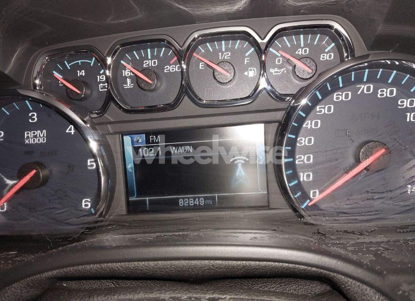 Photo 15 of 2020 Chevrolet Suburban 4WD LT (VIN 1GNSKHKC9LR210290)