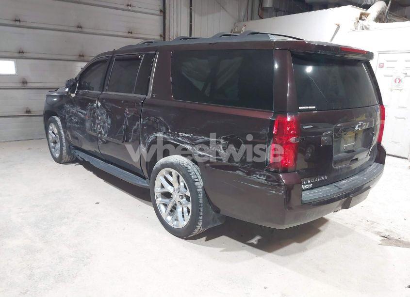 Photo 3 of 2020 Chevrolet Suburban 4WD LT (VIN 1GNSKHKC9LR210290)