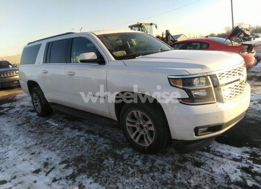 2017 Chevrolet Suburban LT (VIN 1GNSKHKCXHR301558) main photo