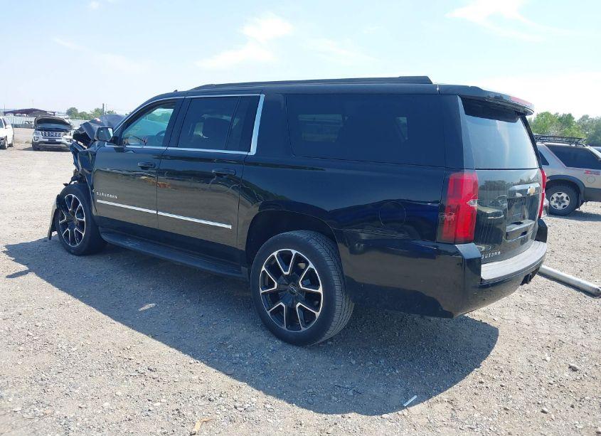 Photo 3 of 2019 Chevrolet Suburban LT (VIN 1GNSKHKCXKR228389)