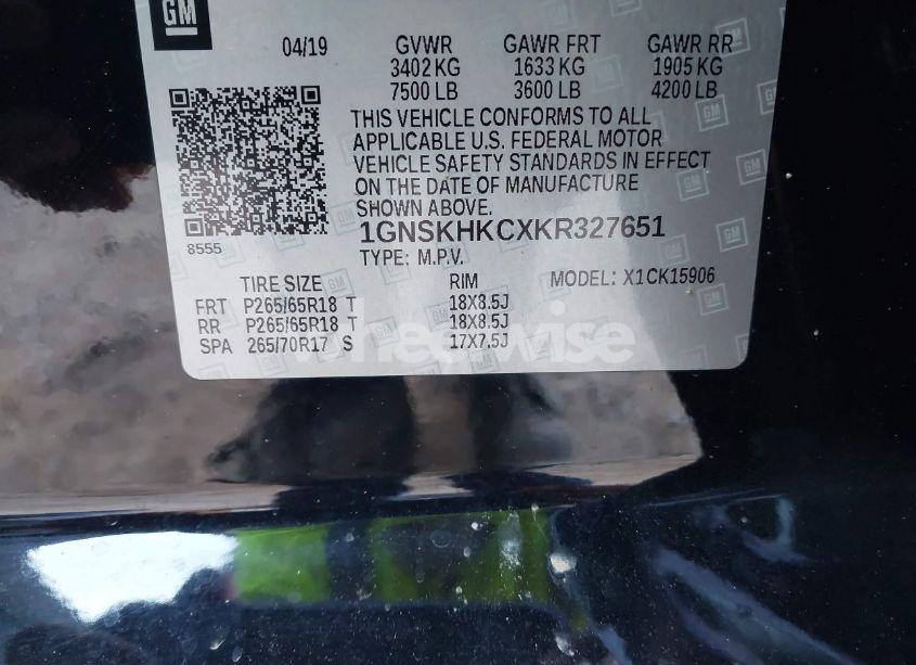 Photo 9 of 2019 Chevrolet Suburban LT (VIN 1GNSKHKCXKR327651)