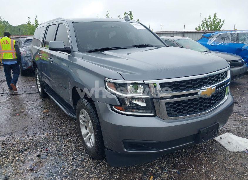 2019 Chevrolet Suburban LT (VIN 1GNSKHKCXKR405555) main photo