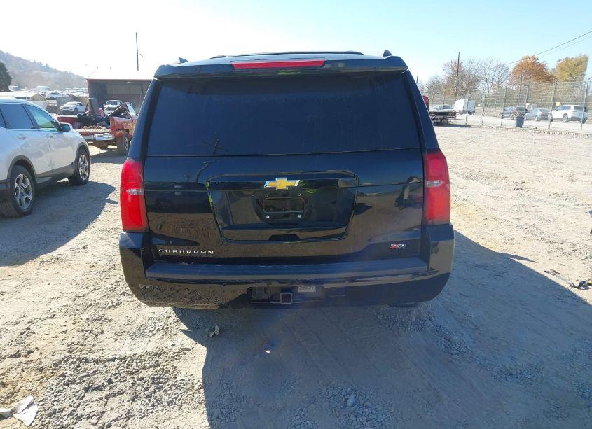 Photo 16 of 2019 Chevrolet Suburban LT (VIN 1GNSKHKCXKR409167)