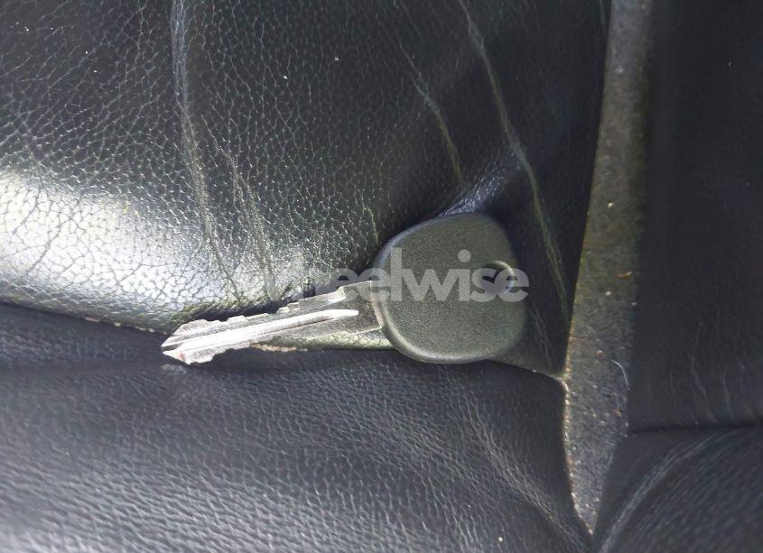 Photo 11 of 2011 Chevrolet Suburban 1500 LT1 (VIN 1GNSKJE30BR208039)