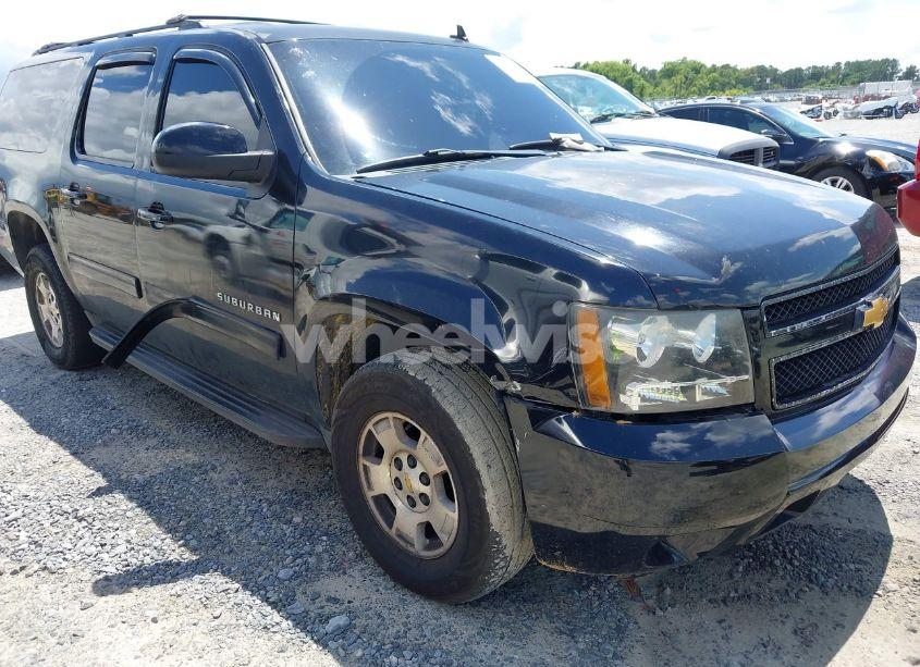 Photo 6 of 2011 Chevrolet Suburban 1500 LT1 (VIN 1GNSKJE30BR208039)