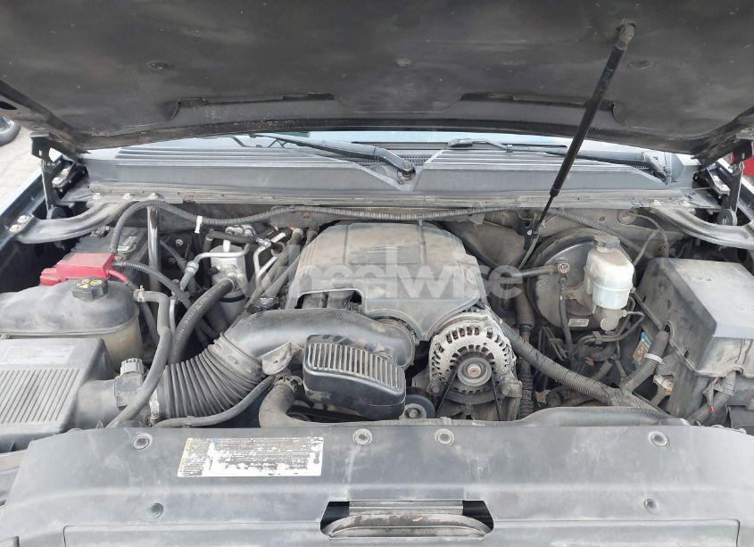 Photo 10 of 2011 Chevrolet Suburban 1500 LT1 (VIN 1GNSKJE30BR219235)