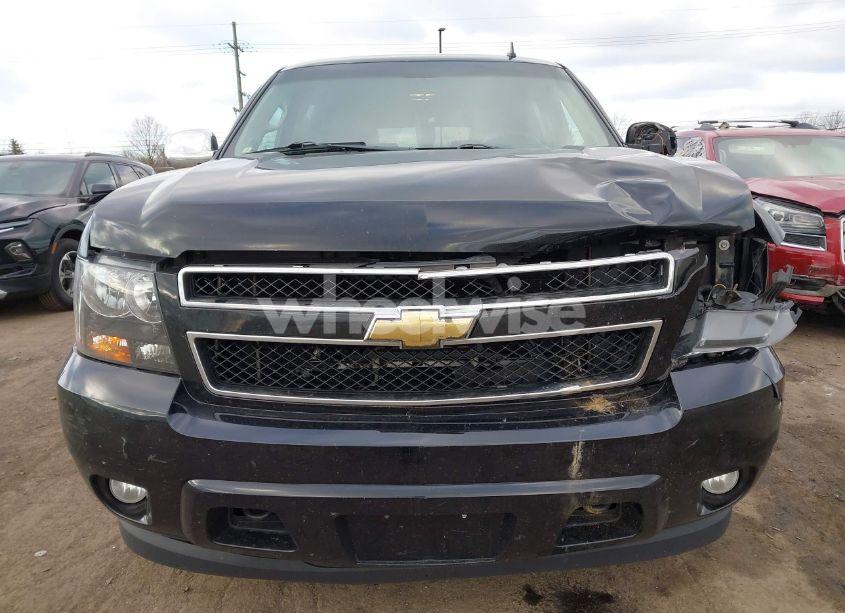Photo 13 of 2011 Chevrolet Suburban 1500 LT1 (VIN 1GNSKJE30BR219235)