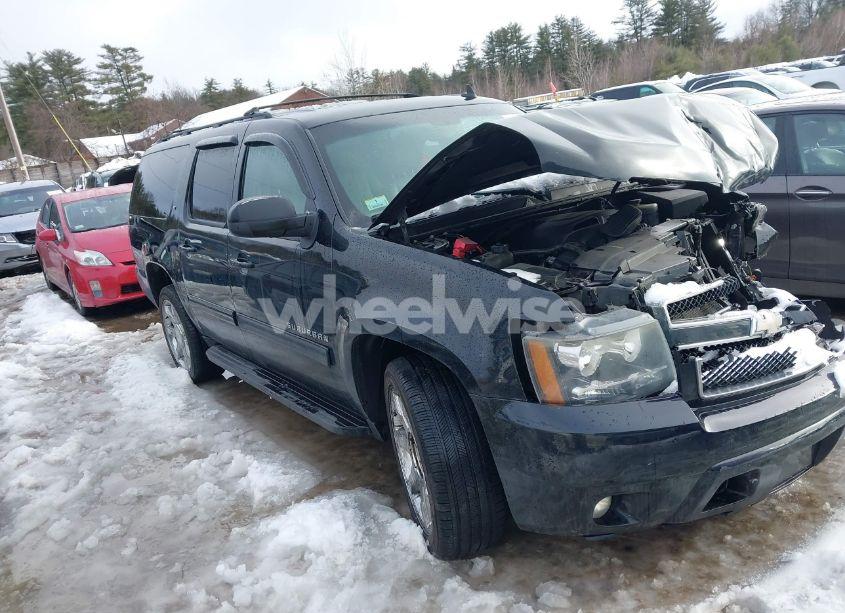 2011 Chevrolet Suburban 1500 LT1 (VIN 1GNSKJE31BR230826) main photo