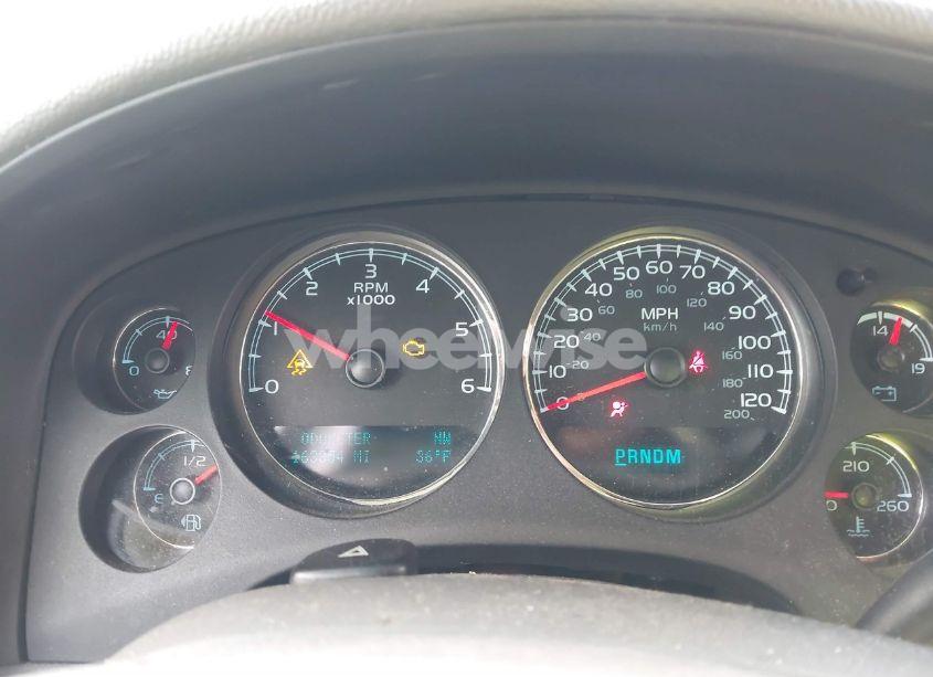 Photo 7 of 2011 Chevrolet Suburban 1500 LT1 (VIN 1GNSKJE31BR230826)