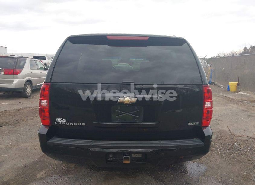 Photo 16 of 2011 Chevrolet Suburban 1500 LT1 (VIN 1GNSKJE31BR352277)