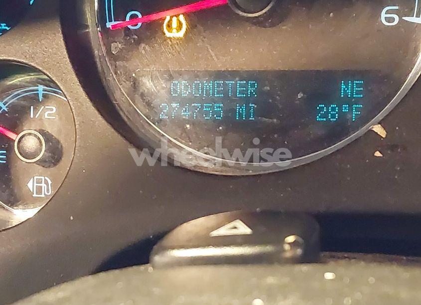 Photo 15 of 2011 Chevrolet Suburban 1500 LT1 (VIN 1GNSKJE31BR356961)