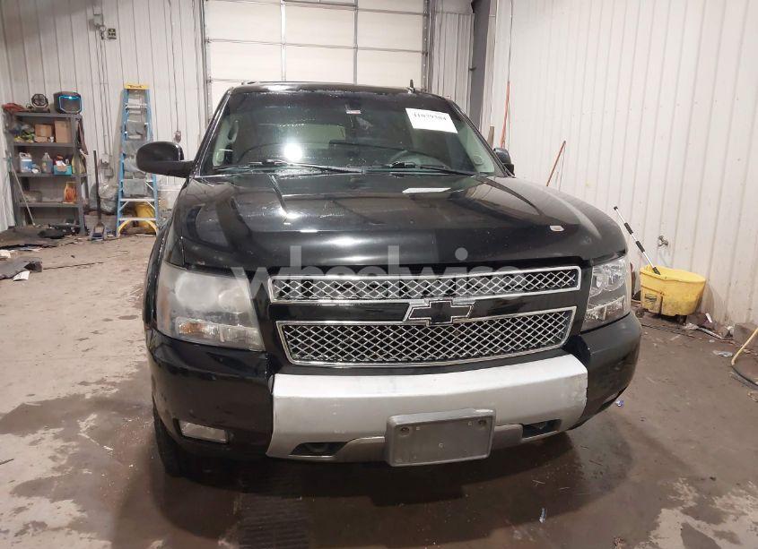 Photo 12 of 2011 Chevrolet Suburban 1500 LT1 (VIN 1GNSKJE32BR106273)