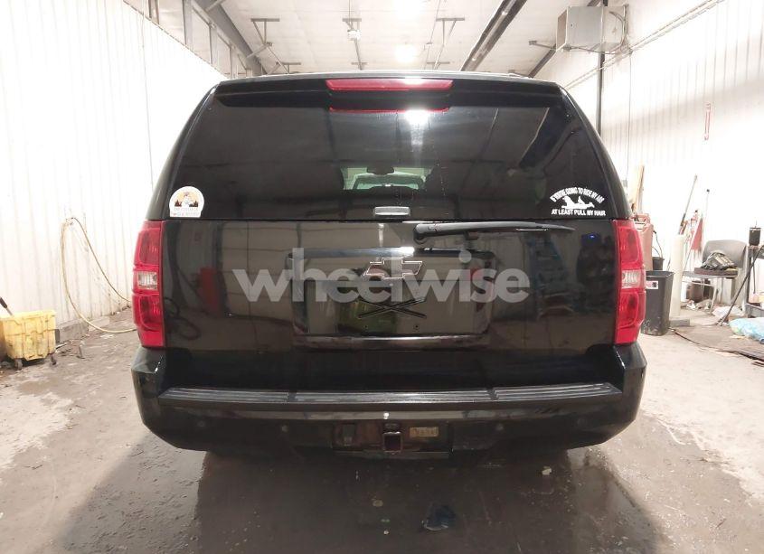 Photo 16 of 2011 Chevrolet Suburban 1500 LT1 (VIN 1GNSKJE32BR106273)