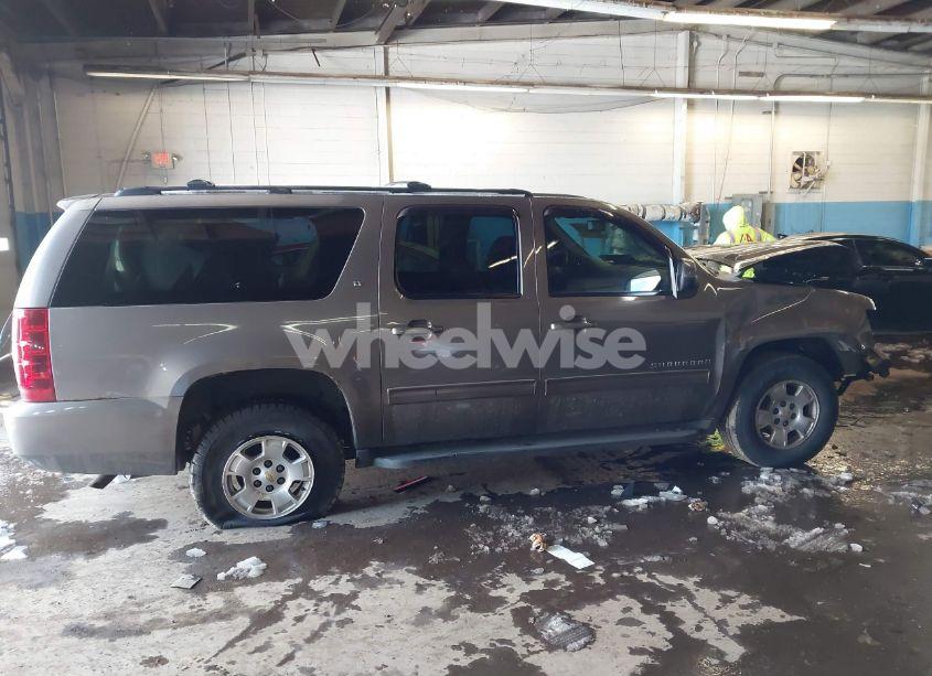 Photo 14 of 2011 Chevrolet Suburban 1500 LT1 (VIN 1GNSKJE33BR189440)