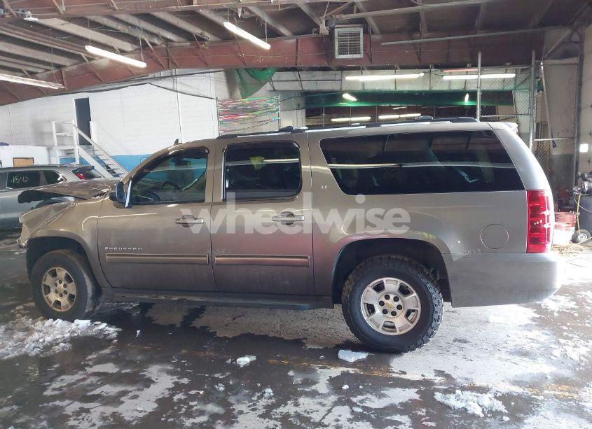 Photo 15 of 2011 Chevrolet Suburban 1500 LT1 (VIN 1GNSKJE33BR189440)