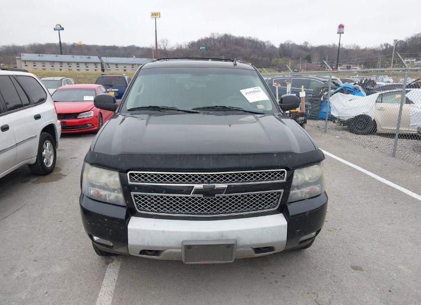 Photo 12 of 2011 Chevrolet Suburban 1500 LT1 (VIN 1GNSKJE34BR254098)