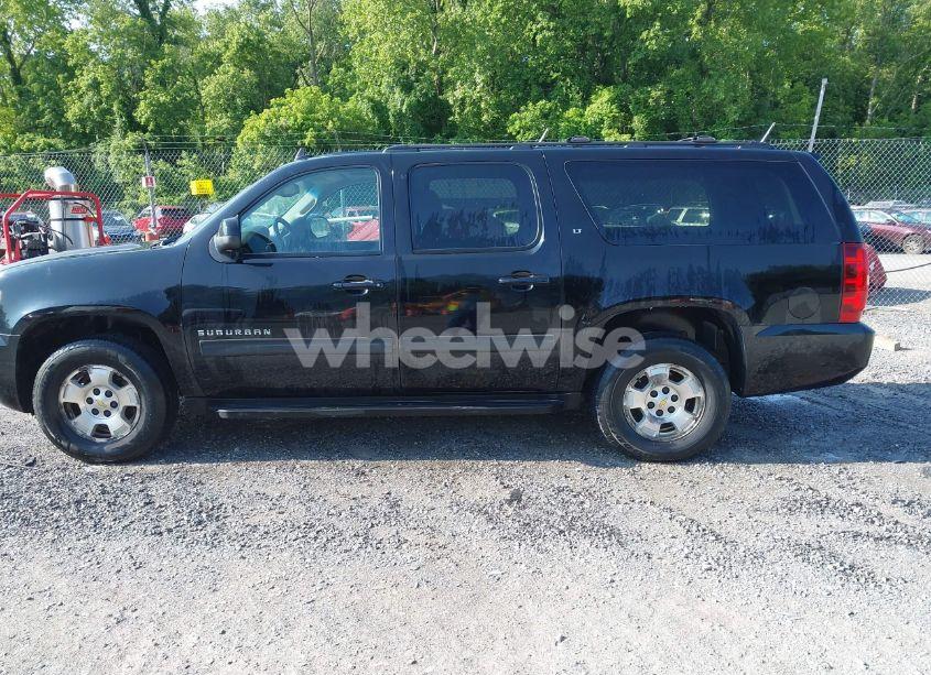 Photo 14 of 2011 Chevrolet Suburban 1500 LT1 (VIN 1GNSKJE34BR400810)