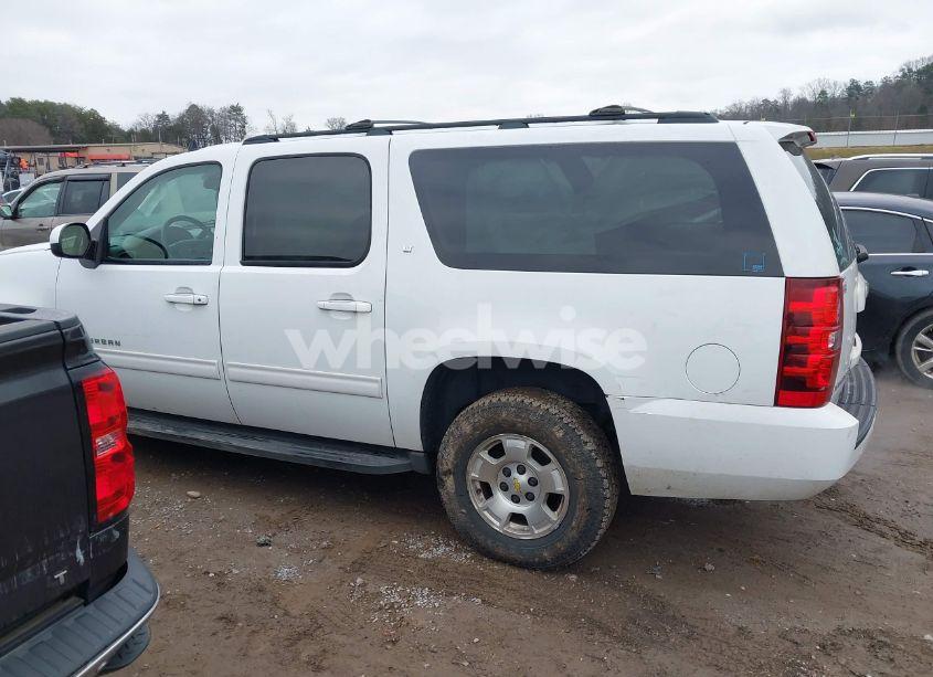 Photo 6 of 2011 Chevrolet Suburban 1500 LT1 (VIN 1GNSKJE36BR184345)