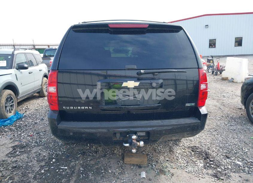 Photo 17 of 2011 Chevrolet Suburban 1500 LT1 (VIN 1GNSKJE36BR210250)