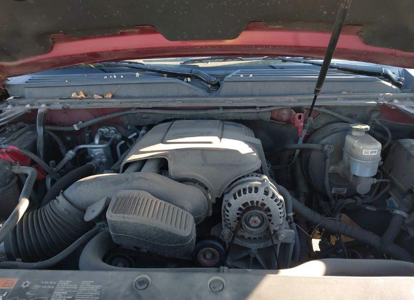 Photo 10 of 2011 Chevrolet Suburban 1500 LT1 (VIN 1GNSKJE36BR317086)