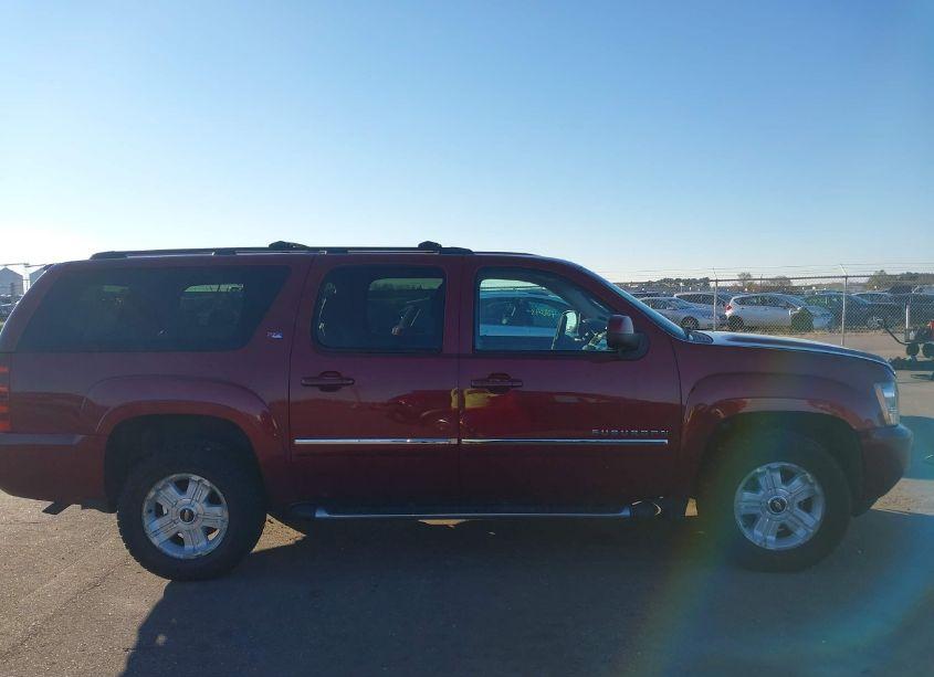 Photo 13 of 2011 Chevrolet Suburban 1500 LT1 (VIN 1GNSKJE36BR317086)