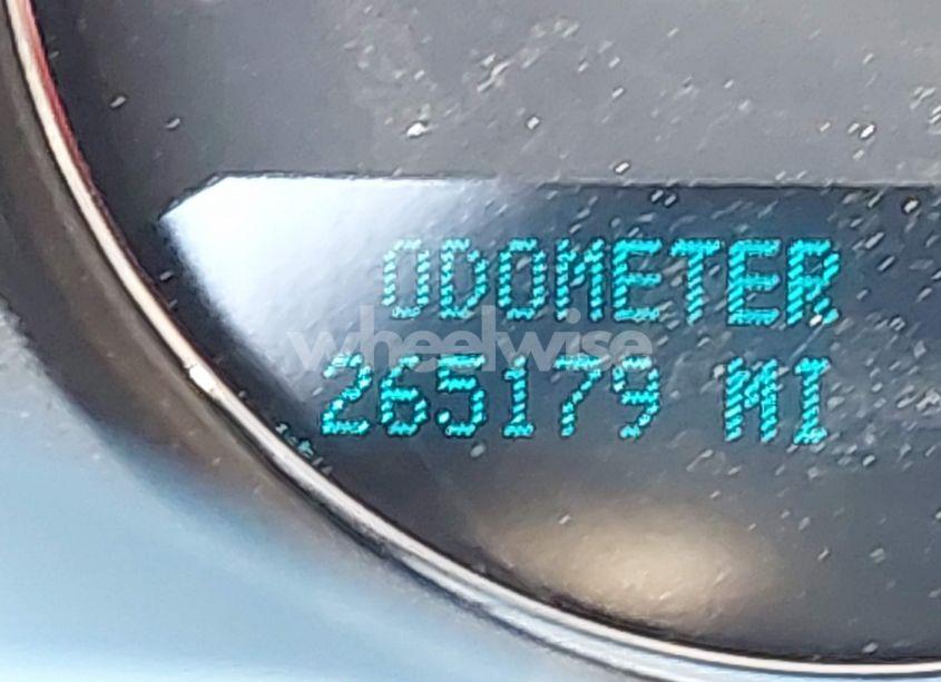 Photo 16 of 2011 Chevrolet Suburban 1500 LT1 (VIN 1GNSKJE37BR114322)