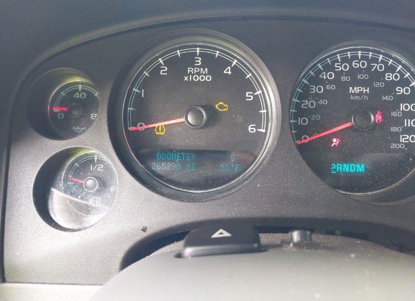 Photo 7 of 2011 Chevrolet Suburban 1500 LT1 (VIN 1GNSKJE38BR220648)