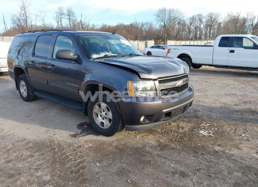 2011 Chevrolet Suburban 1500 LT1 (VIN 1GNSKJE39BR296248) main photo