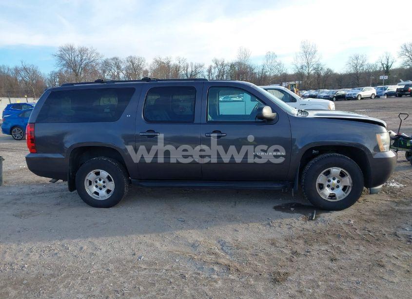 Photo 13 of 2011 Chevrolet Suburban 1500 LT1 (VIN 1GNSKJE39BR296248)