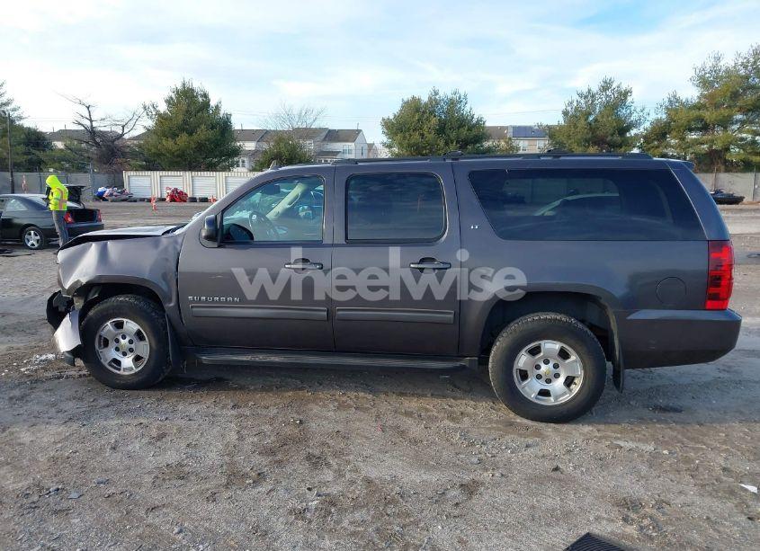 Photo 14 of 2011 Chevrolet Suburban 1500 LT1 (VIN 1GNSKJE39BR296248)