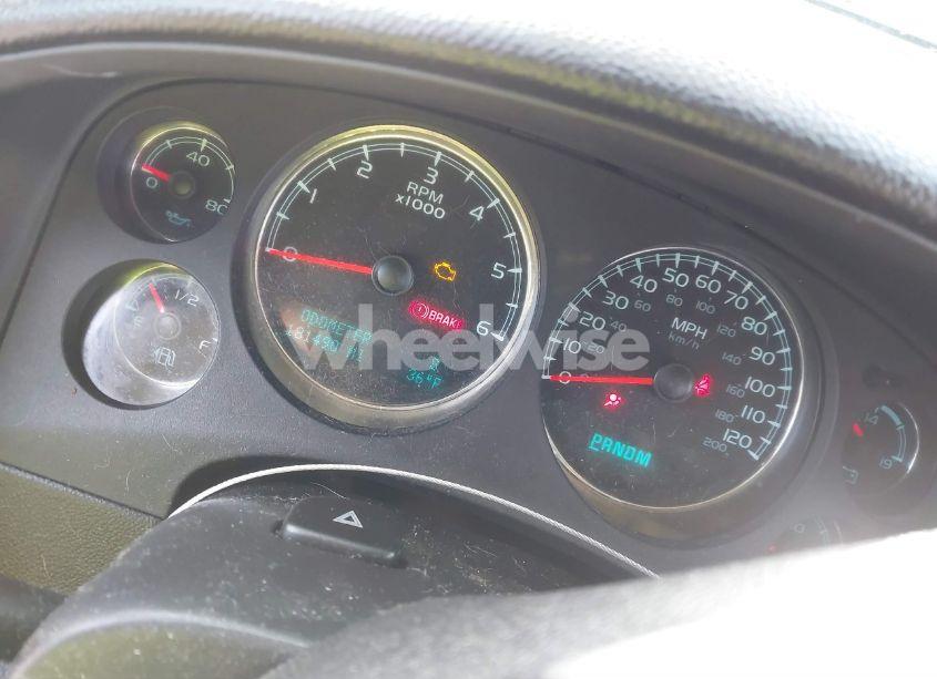 Photo 7 of 2011 Chevrolet Suburban 1500 LT1 (VIN 1GNSKJE39BR296248)