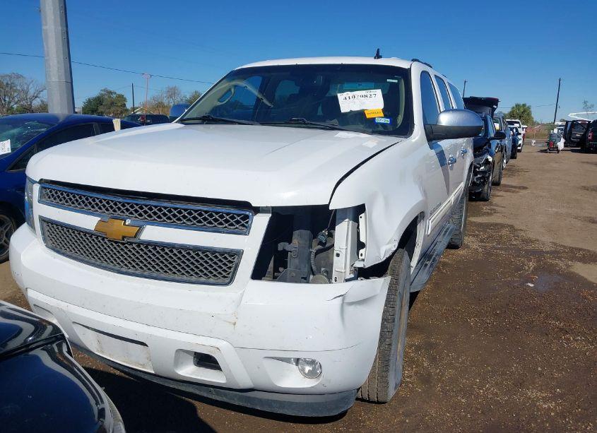 Photo 13 of 2011 Chevrolet Suburban 1500 LT1 (VIN 1GNSKJE3XBR367943)
