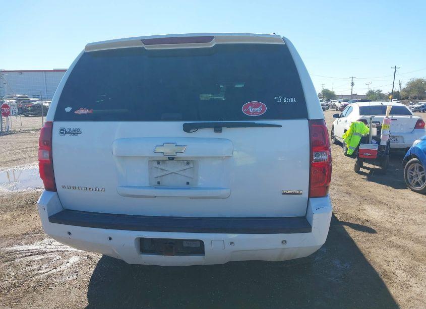 Photo 17 of 2011 Chevrolet Suburban 1500 LT1 (VIN 1GNSKJE3XBR367943)