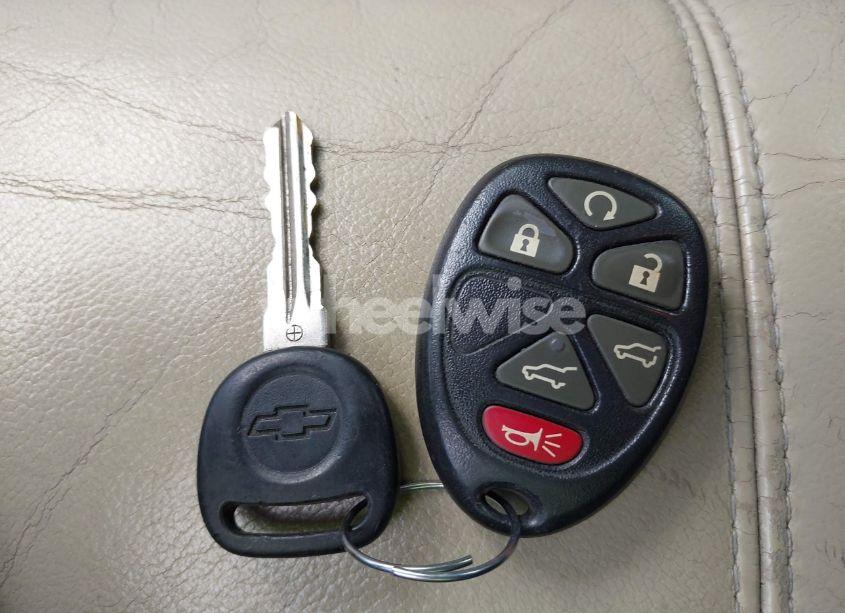 Photo 11 of 2012 Chevrolet Suburban 1500 LT (VIN 1GNSKJE70CR135369)