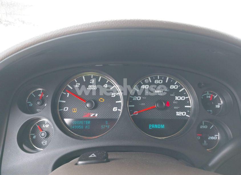 Photo 7 of 2012 Chevrolet Suburban 1500 LT (VIN 1GNSKJE70CR135369)