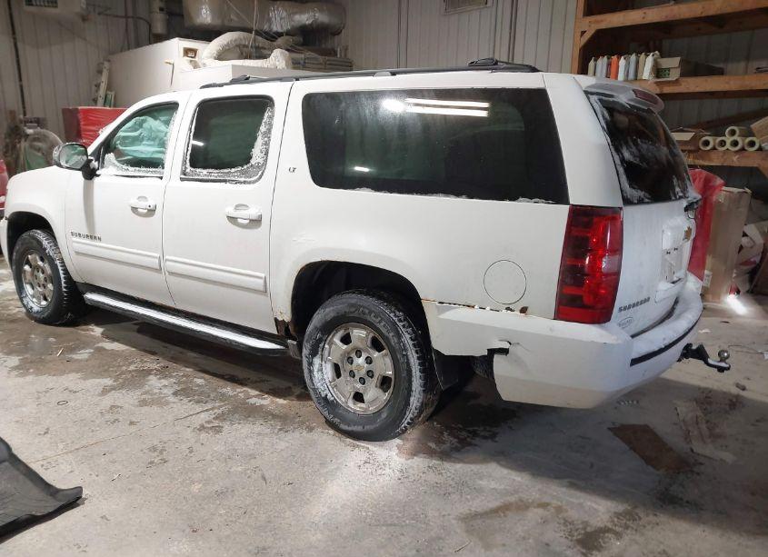 Photo 3 of 2012 Chevrolet Suburban 1500 LT (VIN 1GNSKJE70CR149949)