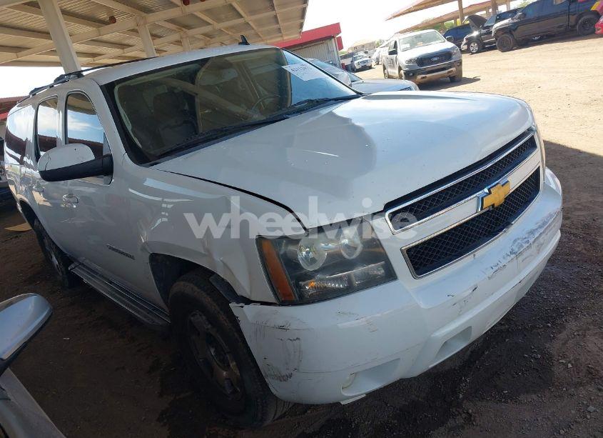 2012 Chevrolet Suburban 1500 LT (VIN 1GNSKJE70CR295137) main photo