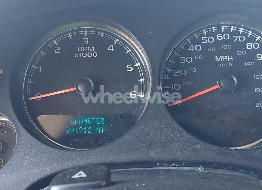 Photo 15 of 2012 Chevrolet Suburban 1500 LT (VIN 1GNSKJE70CR295137)