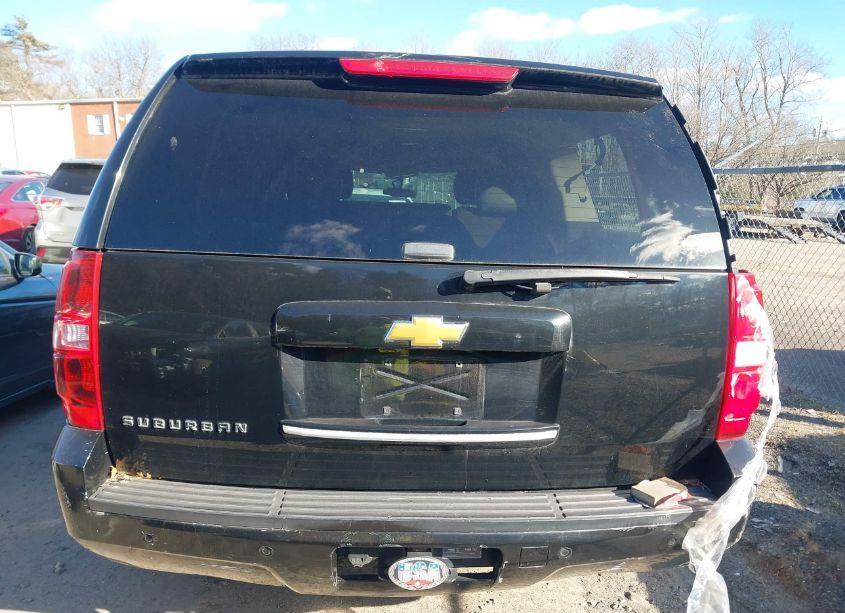 Photo 16 of 2013 Chevrolet Suburban 1500 LT (VIN 1GNSKJE70DR254508)