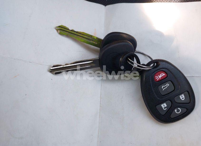 Photo 11 of 2014 Chevrolet Suburban K1500 LT (VIN 1GNSKJE70ER188902)