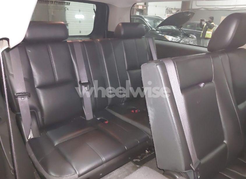 Photo 17 of 2012 Chevrolet Suburban 1500 LT (VIN 1GNSKJE71CR157090)