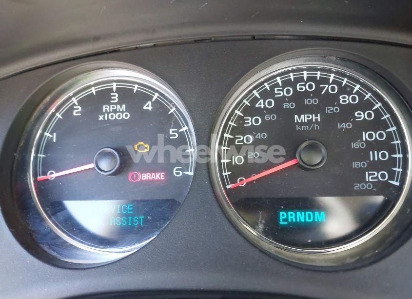 Photo 7 of 2012 Chevrolet Suburban 1500 LT (VIN 1GNSKJE71CR170423)