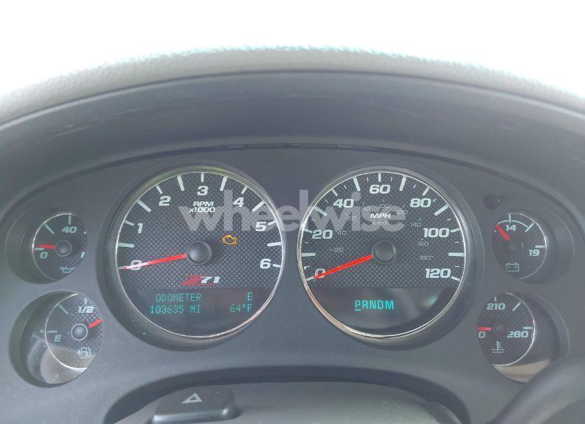 Photo 7 of 2013 Chevrolet Suburban 1500 LT (VIN 1GNSKJE71DR213143)