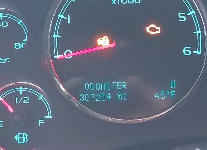 Photo 15 of 2013 Chevrolet Suburban 1500 LT (VIN 1GNSKJE71DR334335)